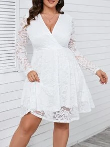 SHEIN Unity 大碼交疊領蕾絲覆蓋洋裝 - 白色 - 查看 3