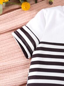 SHEIN 小女童愛心刺繡條紋圖案T恤和短褲