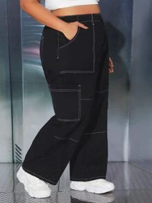 SHEIN CURVE+ Plus Top-stitching Flap Pocket Cargo Jeans - Black - View 1
