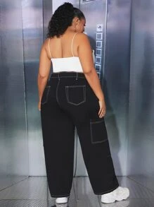 SHEIN CURVE+ Plus Top-stitching Flap Pocket Cargo Jeans - Black - View 6