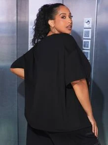 SHEIN CURVE+ Camiseta de hombros caídos con estampado floral con cráneo desgarro - Negro - Ver 2