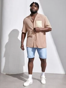 Manfinity Hombres Camisa de color combinado con parche con bolsillo - Caqui - Ver 3