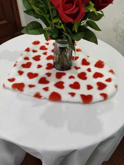 Heart Shaped Fluffy Placemats, Suitable For Valentine's Day, Wedding And Daily Dining Table Decor
