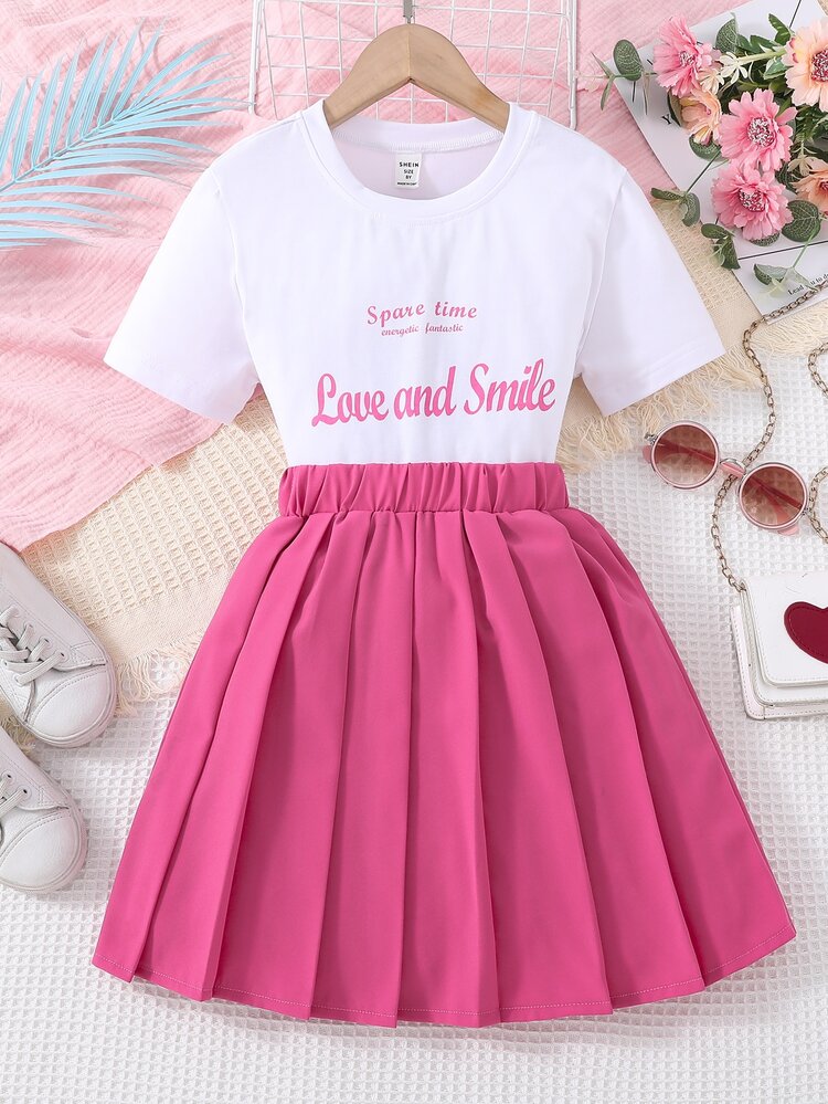 Tween Girl Slogan Graphic Tee & Pleated Skirt