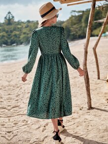 SHEIN Frenchy 斑點印花深V領燈籠袖連衣裙 - 綠色 - 查看 2