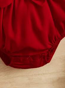 SHEIN Baby Ruffle Trim Bow Front Ruffle Trim Bodysuit - Red - View 4