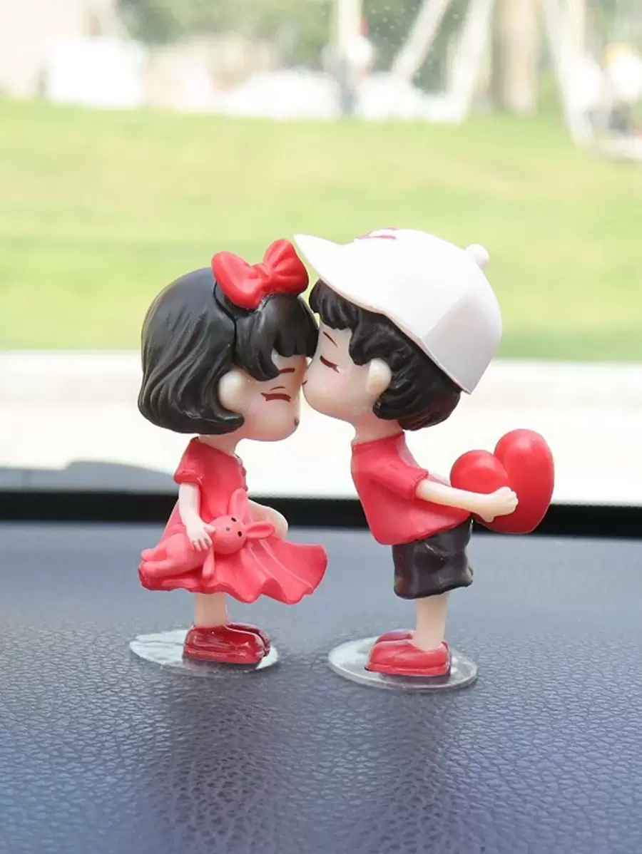 2pcs Figure Design Car Ornament