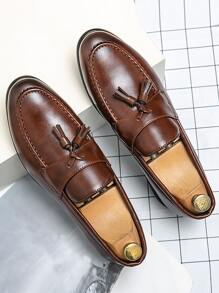 Men Tassel Decor Dress Loafers - Rust Brown - View 1