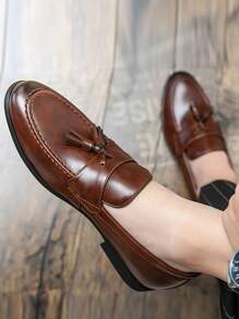 Men Tassel Decor Dress Loafers - Rust Brown - View 2