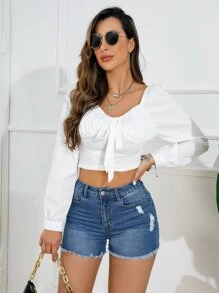 SHEIN Essnce 破洞毛邊牛仔短褲 - 中等水洗藍 - 查看 4