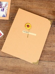 1 album ảnh đồ họa khẩu hiệu - Màu vàng - Xem 5