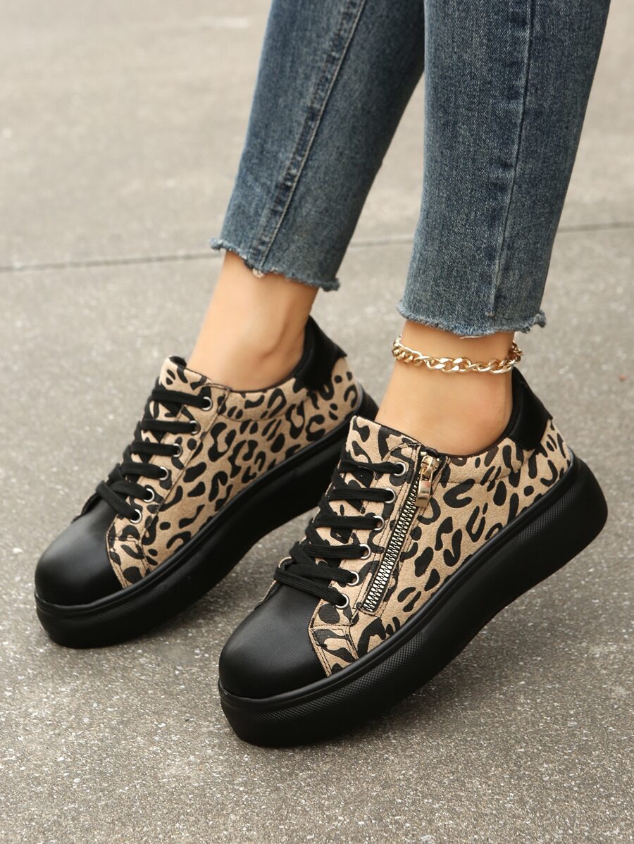 Leopard Pattern Lace-up Front Skate Shoes - Multicolor - View 1