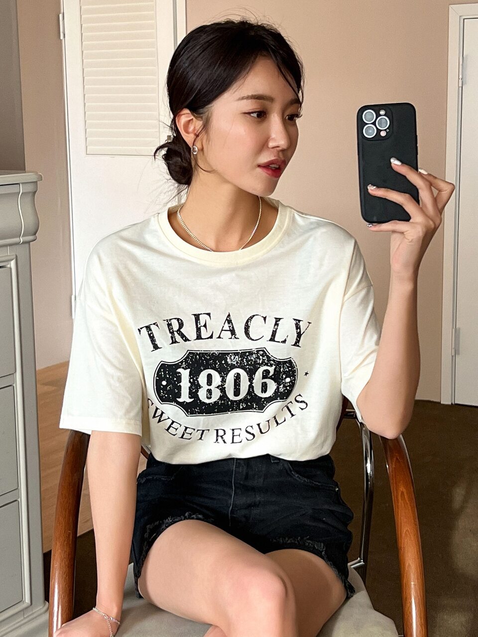 Letter Graphic Drop Shoulder Tee