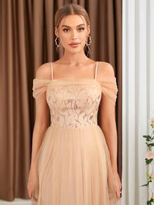Contrast Sequin Mesh Overlay Cold Shoulder Bridesmaid Dress - Apricot - View 3
