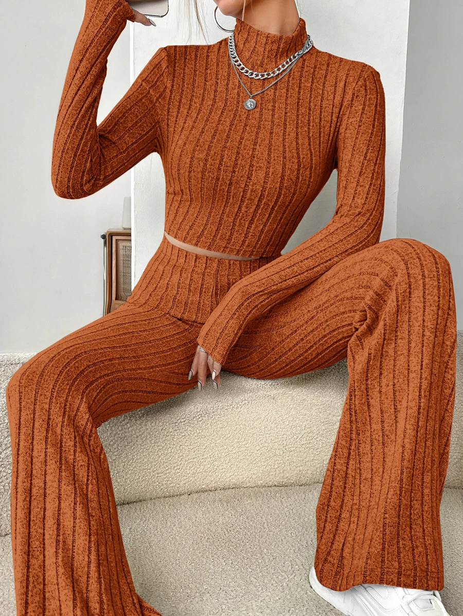 SHEIN EZwear 小高領短款T恤和喇叭褲 - 亮橙色 - 查看 1