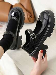 Minimalist Platform Mary Jane Shoes - Black - View 2