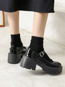 Minimalist Platform Mary Jane Shoes - Black - View 3