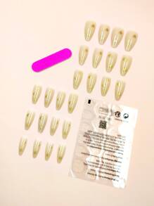 使用24入組長杏仁金心形圖案假指甲和1入組指甲銼和1張膠帶打造迷人魅力 - 彩色 - 查看 2