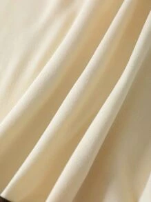 SHEIN EZwear Mountain And Slogan Graphic Contrast Binding Crop Tee - Apricot - View 6