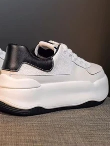 Two Tone Stitch Detail Lace-up Front Wedge Skate Shoes - White - View 2