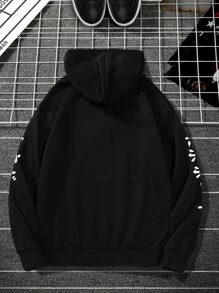 Manfinity Homme 男士日本字元印花袋鼠口袋抽繩保暖連帽衫 - 黑色 - 查看 2