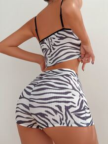 Conjunto de pijama con top tipo camiseta con ribete de contraste de rayas de cebra y pantalones cortos