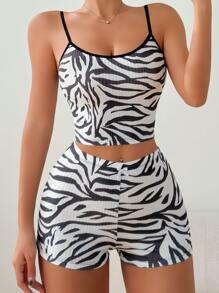Conjunto de pijama con top tipo camiseta con ribete de contraste de rayas de cebra y pantalones cortos