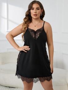 大碼蕾絲拼接吊帶睡裙