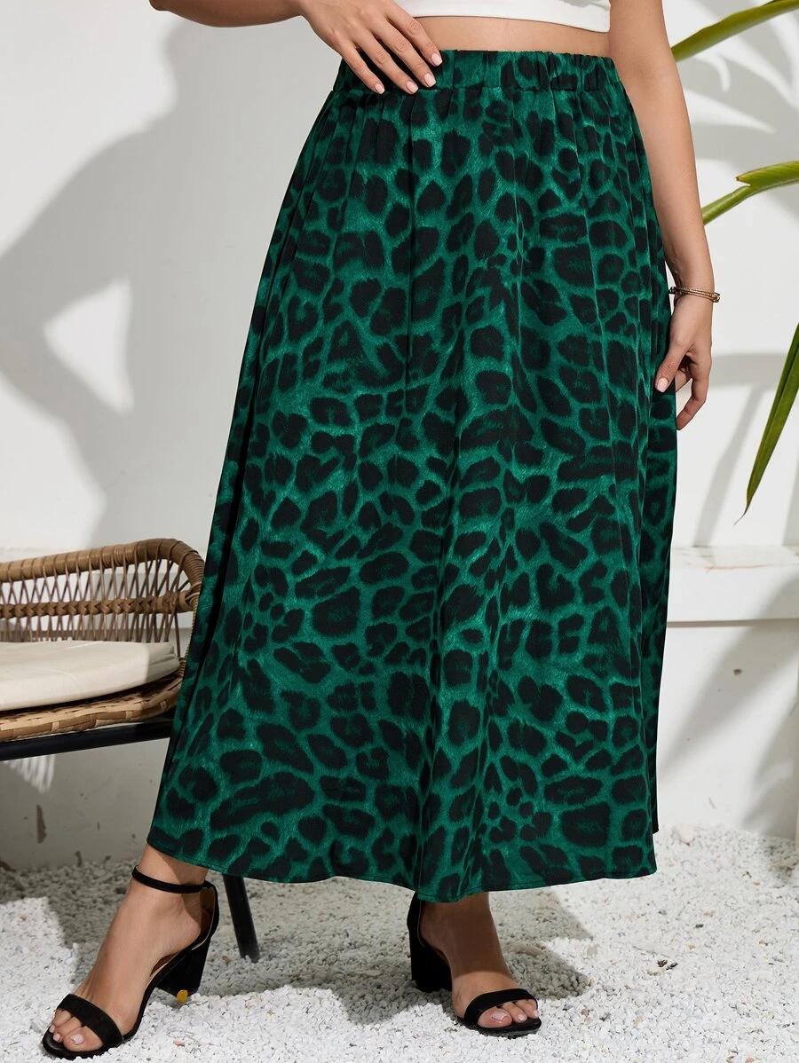 SHEIN LUNE Plus Allover Print Elastic Waist Skirt - Green - View 1