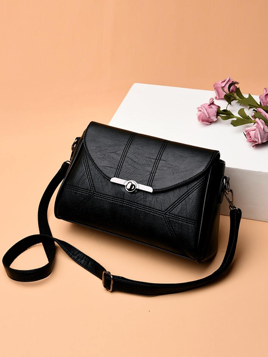 Sac carré à détail en métal à couture à rabat