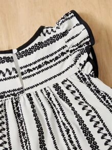 SHEIN Toddler Girls Floral & Striped Print Ruffle Trim Contrast Binding Smock Top - Black and White - View 3