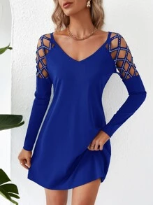 SHEIN LUNE Vestido estilo camiseta con abertura con tira cruzada con diseño de diamante de imitación de manga raglán - azul real - Ver 3