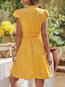 Breezaya Vestido con estampado floral de cuello de muesca de manga mariposa