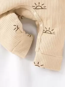 SHEIN Vintaside Kids 嬰兒男孩2件套太陽印花肋編連身衣 - 彩色 - 查看 6