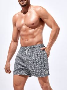 Surfspeed 男式几何图案印花字母贴片细节抽绳腰部泳裤泳池短裤，适合海滩、度假 - 黑與白 - 查看 6