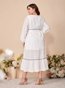 Mulvari Vestido con cinturón con bordado con ojal bajo con fruncido - Blanco - Ver 2