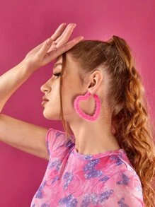 SHEIN ICON Fuzzy Heart Shaped Cuff Hoop Earrings - Hot Pink - View 3