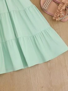 女孩泡泡袖荷葉邊洋裝