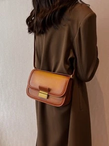 Bolsa cuadrada con diseño metal con solapa - Marrón - Ver 2