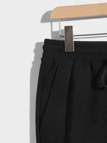 Manfinity RebelGame Men Reflective Cartoon Graphic Tee & Shorts - Black - View 5