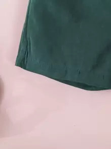 小女童印花泡泡袖上衣和附腰帶短褲