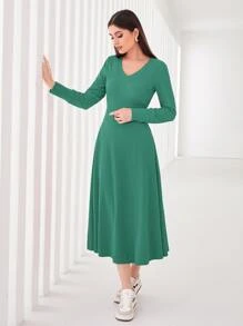 Mulvari Solid V Neck A-line Dress - Green - View 6