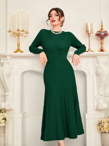 Modelyn Solid Pleated Hem Jumper Dress - Dark Green - View 6