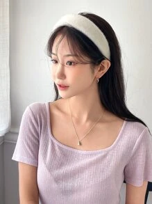 DAZY Minimalist Solid Headband - White - View 2