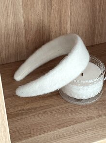 DAZY Minimalist Solid Headband - White - View 6