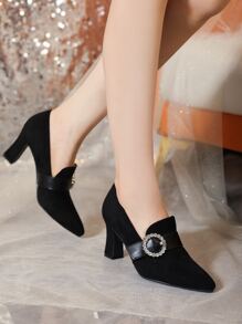 水鑽和搭扣裝飾尖頭高跟仿麂皮樂福鞋 - 黑色 - 查看 5