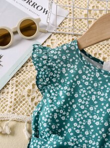 SHEIN Vestido de niña verde estilo vacaciones con estampado floral pequeño, escote redondo y mangas casquillo con volantes, para verano - Verde - Ver 4