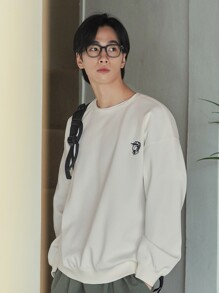 DAZY Men Figure Embroidery Drop Shoulder Pullover - White - View 1