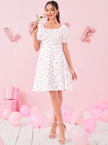 SHEIN Essnce 1入組愛心圖案泡泡袖洋裝