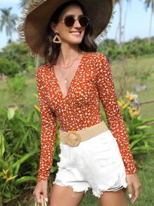 SHEIN Privé Ditsy Floral Print V Neck Tee